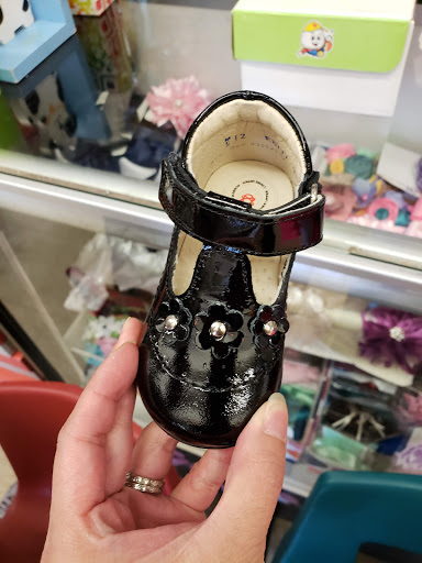 Shopping Mall «Super Mall», reviews and photos, 5220 S Pulaski Rd, Chicago, IL 60632, USA