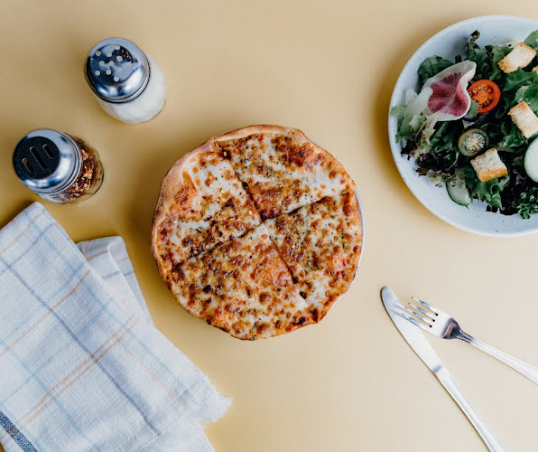 #3 best pizza place in Tempe - Spinato's Pizzeria and Family Kitchen