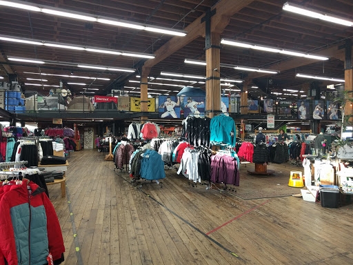 Sporting Goods Store «Sports Basement Bryant St.», reviews and photos, 1590 Bryant St, San Francisco, CA 94103, USA