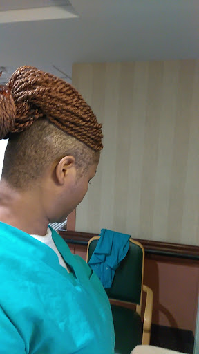 K&D African Hair Braiding image 7