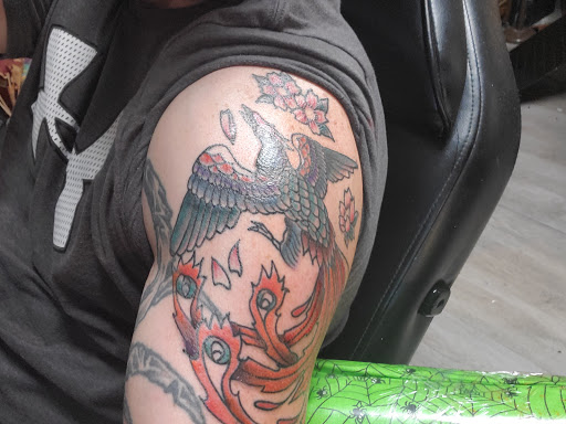 Tattoo Shop «Pair-O-Dice Tattoo», reviews and photos, 2921 S Harvard Ave, Tulsa, OK 74114, USA