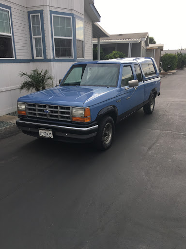 Maaco Auto Body Shop & Painting image