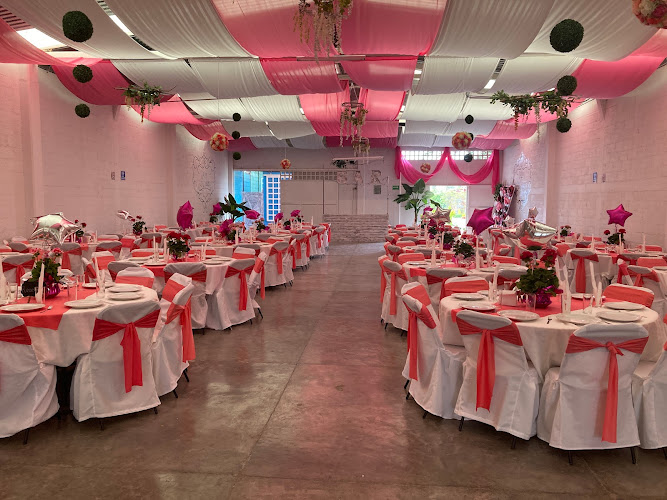 Salón de Fiestas ¨Los Sauces¨