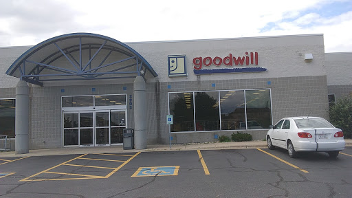Thrift Store «Goodwill Portage», reviews and photos