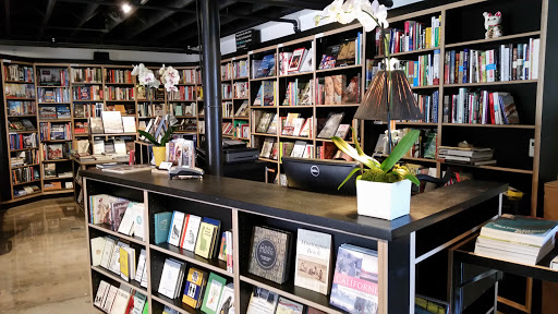 Book Store «Lido Village Books», reviews and photos, 3424 Via Oporto #102, Newport Beach, CA 92663, USA