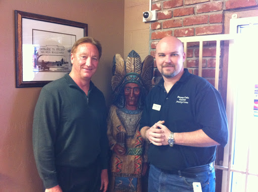 Pawn Shop «Fresno Coin Gallery Jewelry & Loan», reviews and photos, 4616 N Blackstone Ave, Fresno, CA 93726, USA