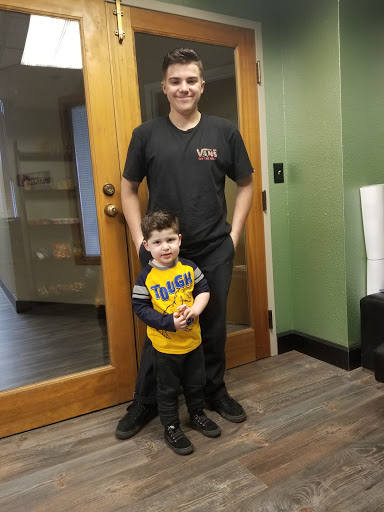 Barber Shop «Bridges Barbershop», reviews and photos, 1705 State St, Salem, OR 97301, USA