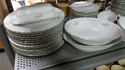 Used Furniture Store «Second Hand Rose Resale / Thrift Shoppe», reviews and photos, 332 N Seneca St, Wichita, KS 67203, USA