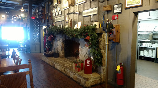 American Restaurant «Cracker Barrel Old Country Store», reviews and photos, 941 GA-140, Adairsville, GA 30103, USA