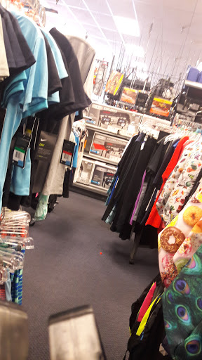 Sporting Goods Store «Big 5 Sporting Goods Porterville», reviews and photos, 1287 W Henderson Ave, Porterville, CA 93257, USA