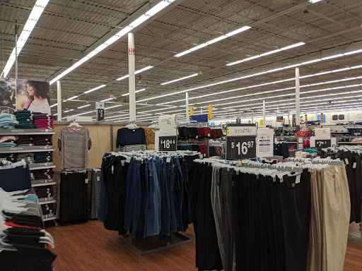 Shopping Mall «Berkshire Shopping Center», reviews and photos, 67 Newtown Rd, Danbury, CT 06810, USA