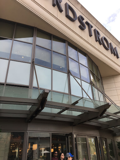 Department Store «Nordstrom Alderwood Mall», reviews and photos, 3200 184th St SW, Lynnwood, WA 98037, USA