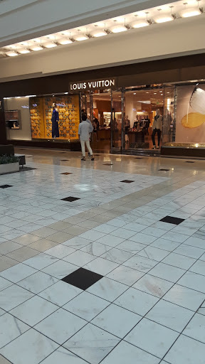 Shopping Mall «Lenox Square», reviews and photos, 3393 Peachtree Rd NE, Atlanta, GA 30326, USA