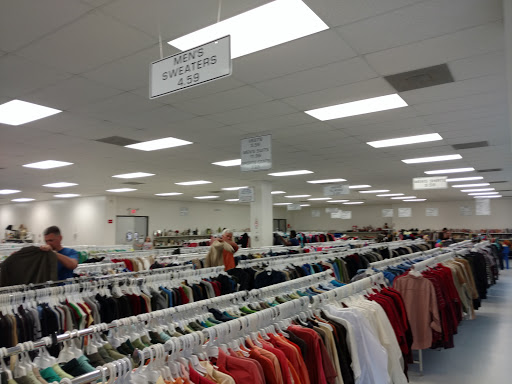 Thrift Store «GCF Donation Center & Store (Wilmington)», reviews and photos, 709 S Kerr Ave, Wilmington, NC 28403, USA