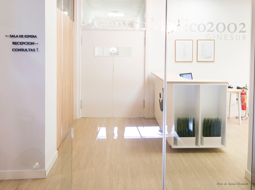 Centro Médico 2002 Ginesur