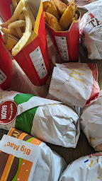 Photo n°53 de McDonald's à Tavers ()