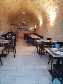 Atmosphère du Restaurant Le Vieux Clocher à Saint-Privat-de-Champclos - n°1