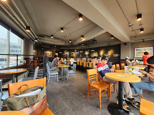 STARBUCKS 星巴克 (龍潭門市)
