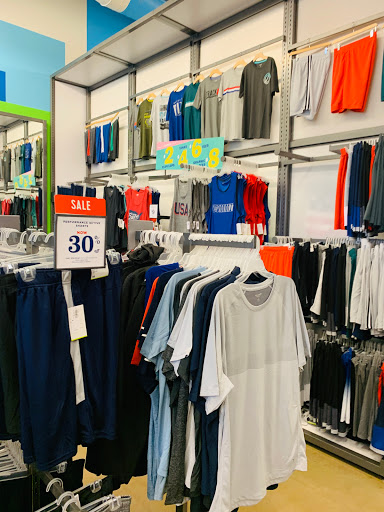 Clothing Store «Old Navy», reviews and photos, 3020 Brandywine Pkwy, Wilmington, DE 19803, USA