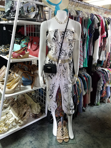 Consignment Shop «New To You Consignment Shop», reviews and photos, 6707 Massachusetts Ave, New Port Richey, FL 34653, USA