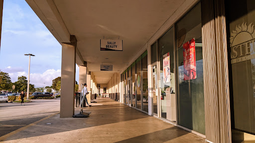 Sally Beauty, 19175 S Dixie Hwy, Cutler Bay, FL 33157, USA, 