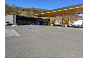 JET Tankstelle image