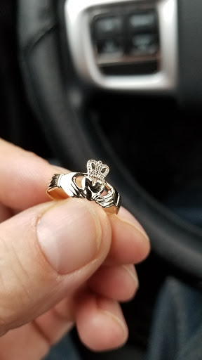 Jewelry Store «Emerald City Jewelers», reviews and photos, 7611 Brookpark Rd, Cleveland, OH 44129, USA