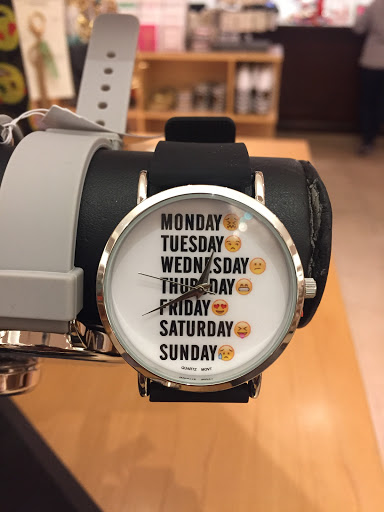 Fashion Accessories Store «Charming Charlie», reviews and photos, 1554 Polaris Pkwy #317, Columbus, OH 43240, USA