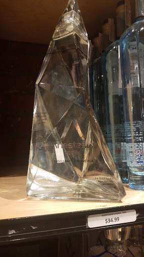 Wine Store «The Wine Cave - Kosher Wine & Spirits», reviews and photos, 888 Bedford Ave, Brooklyn, NY 11205, USA