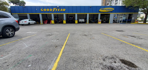 Tire Shop «Goodyear Auto Service Center», reviews and photos, 3690 Bird Rd, Coral Gables, FL 33133, USA