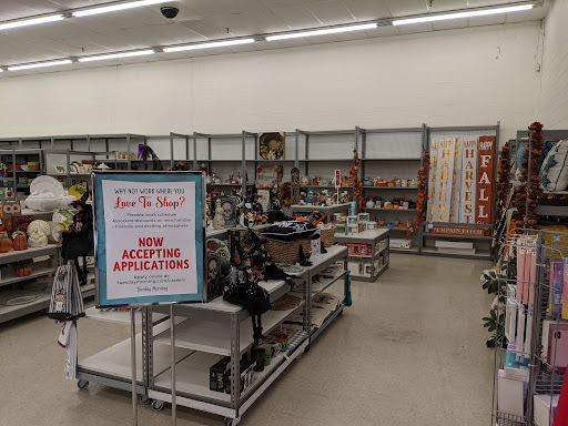 Home Goods Store «Tuesday Morning», reviews and photos, 3114 Ross Clark Cir, Dothan, AL 36303, USA