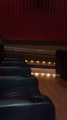 Movie Theater «United Artists Washington Township 14», reviews and photos, 121 Tuckahoe Rd, Sewell, NJ 08080, USA