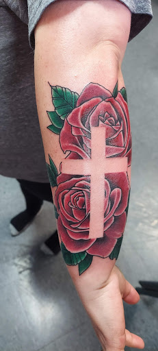 Tattoo Shop «Studio 54 Tattoos & Piercing», reviews and photos, 24410 FL-54, Lutz, FL 33559, USA