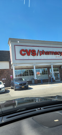 CVS, 480 Montauk Hwy, Bay Shore, NY 11706, USA, 