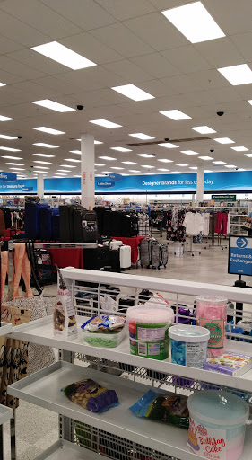 Clothing Store «Ross Dress for Less», reviews and photos, 3300 S Glenstone Ave, Springfield, MO 65804, USA