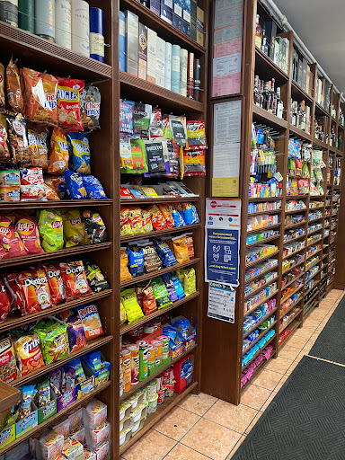 Tobacco Shop «F&M Smokes,Wine and Liquor», reviews and photos, 57 New Montgomery St, San Francisco, CA 94105, USA