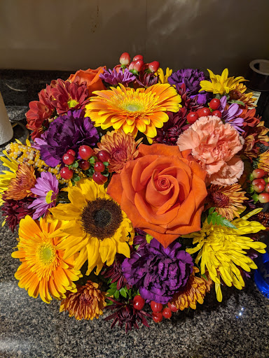 Florist «Village Petals Inc», reviews and photos, 573 S Grant Ave, Columbus, OH 43206, USA