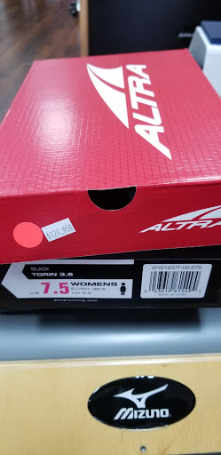 Shoe Store «A Snails Pace Running Shop», reviews and photos, 1040 E Imperial Hwy # F2, Brea, CA 92821, USA