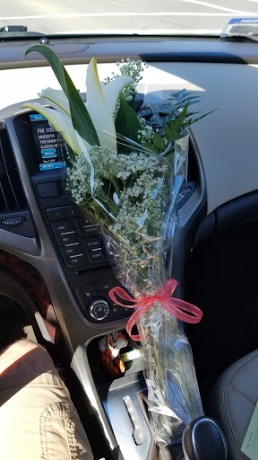Florist «Rose Cart of Manteca», reviews and photos, 1114 N Main St, Manteca, CA 95336, USA