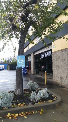 Auto Repair Shop «Meineke Car Care Center», reviews and photos, 1355 Santa Rosa Ave, Santa Rosa, CA 95404, USA