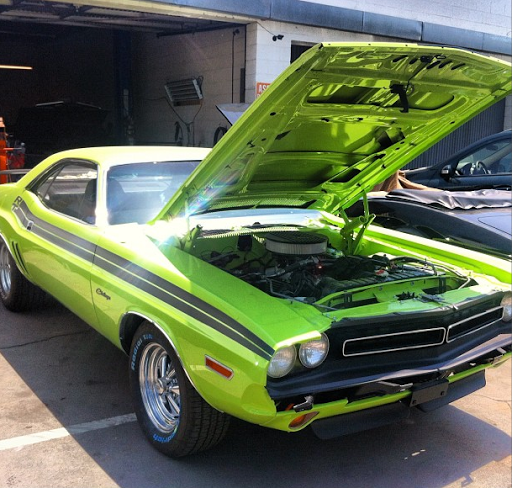 Auto Body Shop «West Coast Body & Paint», reviews and photos, 15201 Oxnard St # H, Van Nuys, CA 91411, USA