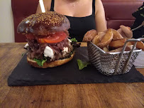 Hamburger du Restaurant français Les Tables de la Fontaine à Toulon - n°2