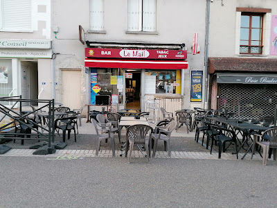Le Mail Bar à Cour-Cheverny