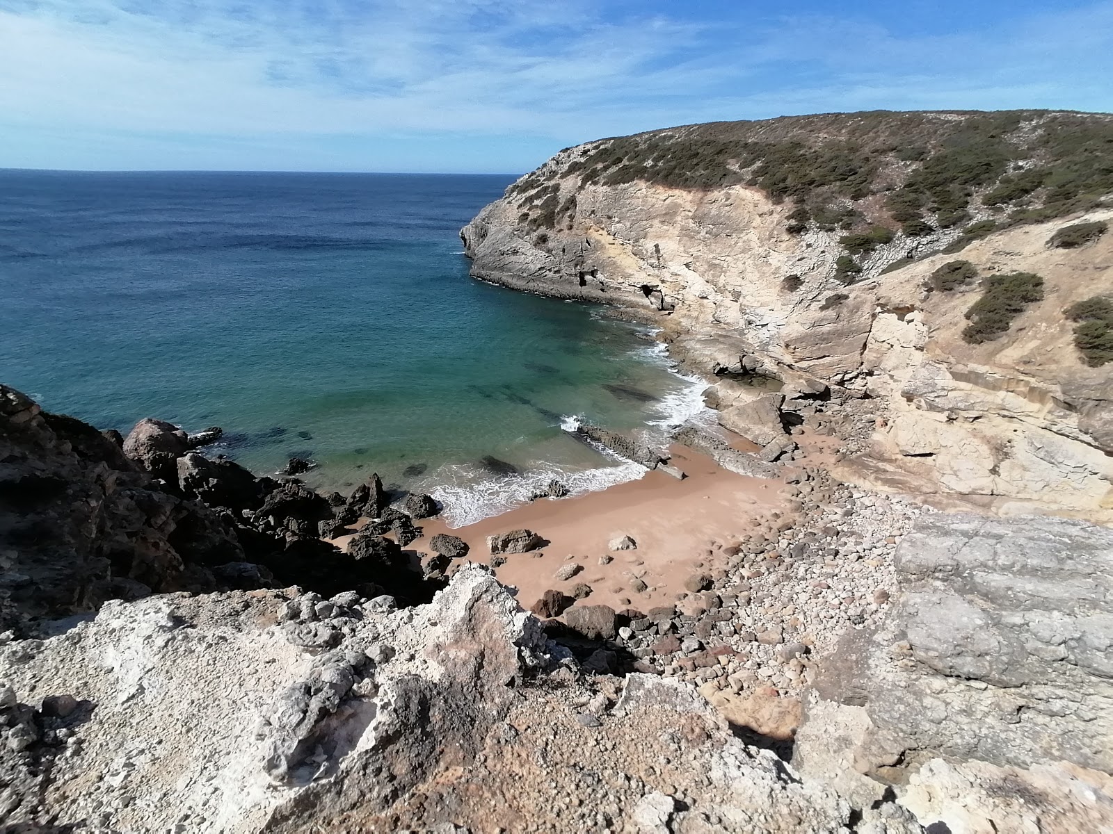 Zdjęcie Praia do Joao Vaz położony w naturalnym obszarze