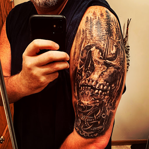 Explore big toe tattoo ideas, creative tattoo ideas in Peoria, available at InkCapital Tattoos