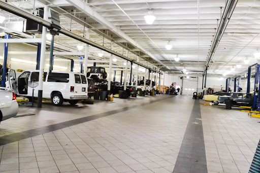 Cadillac Dealer «Holiday Chevrolet Cadillac», reviews and photos, 543 2nd St, Williamsburg, VA 23185, USA