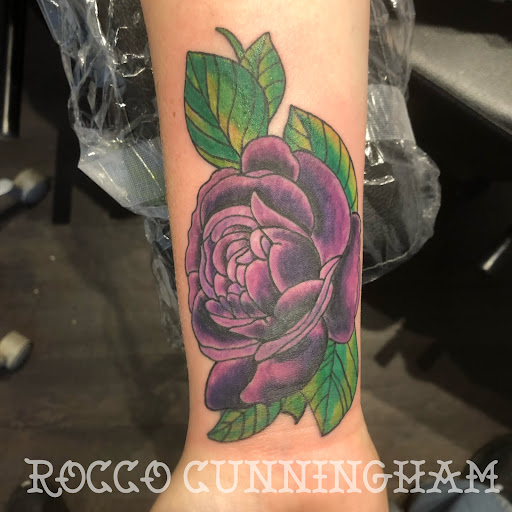 Explore linework tattoo ideas, creative tattoo ideas in Bridgeport, available at Pike Street Studios Tattoo and Body Piercing