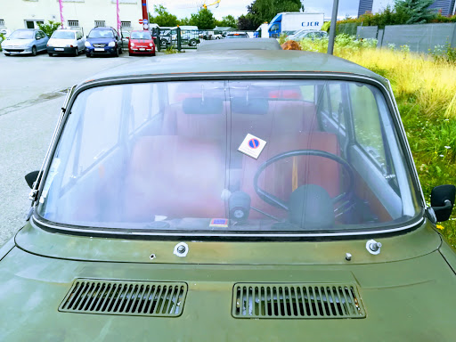Photo 4 - Is Auto