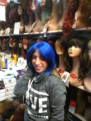 Beauty Supply Store «R Barber And Beauty Supply», reviews and photos, 3283 S John Young Pkwy e, Kissimmee, FL 34746, USA