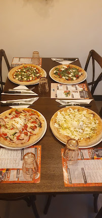 Photos du propriétaire du Pizzeria Fuoco Pizzas Echirolles - Au Feu de Bois - Livraison à Domicile - n°5